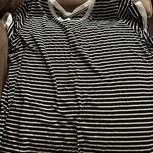Avenue Black and White Striped Top